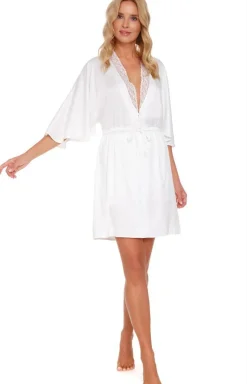 Doctor Nap Elegancki szlafrok ze zwiewnej satyny SWW.5102.MILK