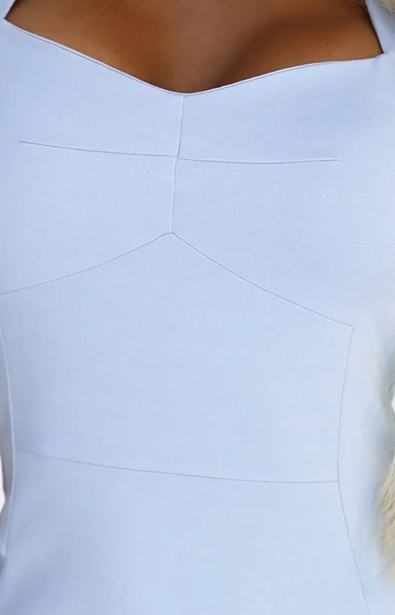 Numoco Moda - Eegancka sukienka midi z ładnym dekotem błękitna 318-8