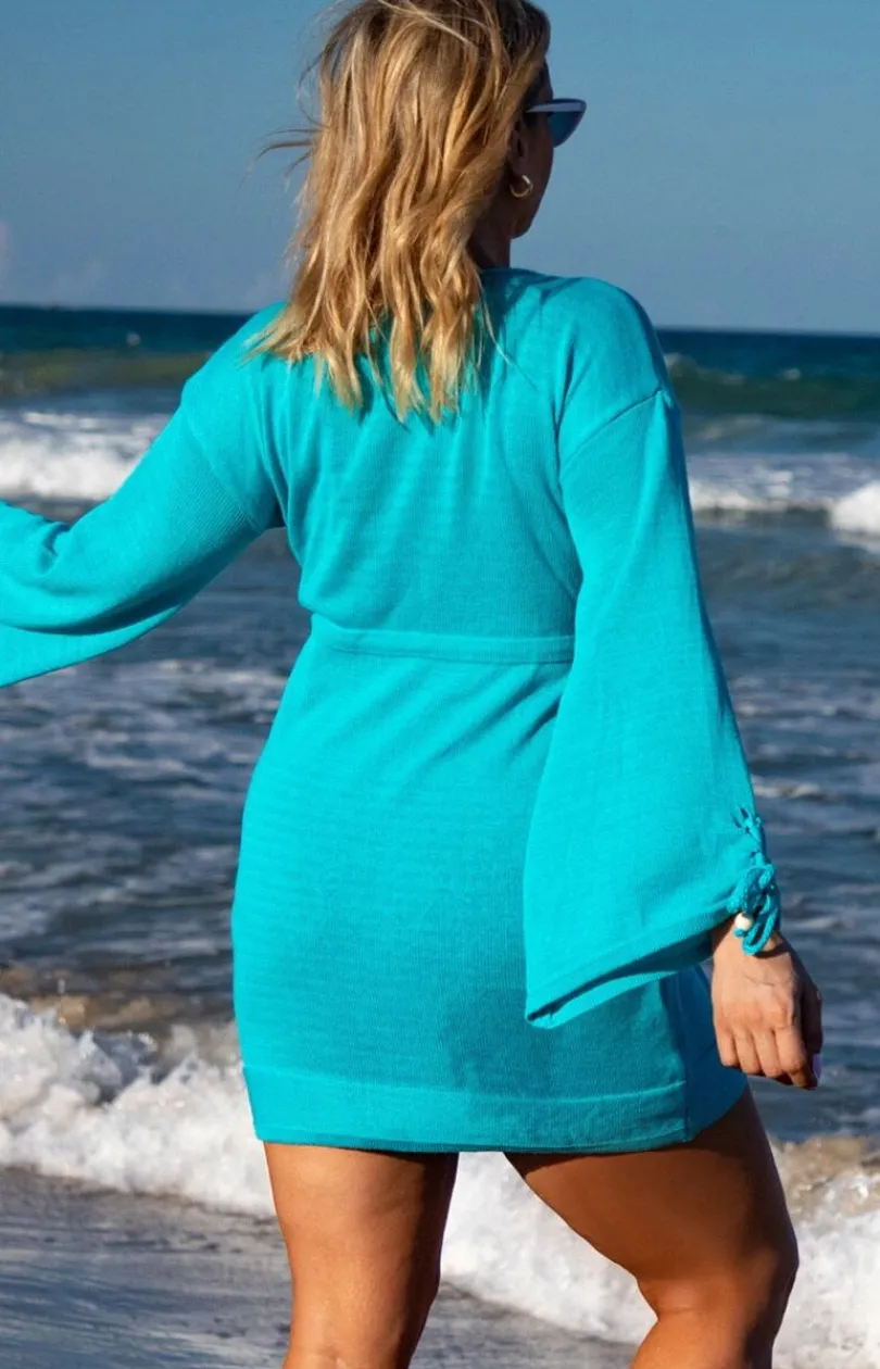 Primo Parea I Sukienki Plażowe - Krótka sukienka kopertowa w stylu boho turkusowa 215/03