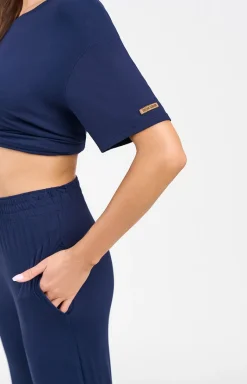 Damskie Italian Fashion Piżamy Damskie Długie - Piżama damka granatowa z krótkim rękawem i długą nogawką Akord