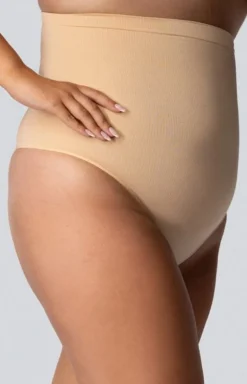 Stringi wyszczuplające z wysokim stanem jasnobeżowe Smoothwear