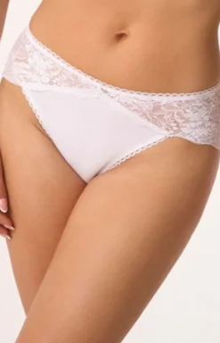 Babell Figi Bawełniane - ubtene białe figi dakie z koronką BB 205
