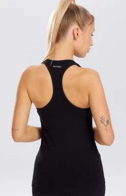 Tank top w kolorze czarnym Adapt