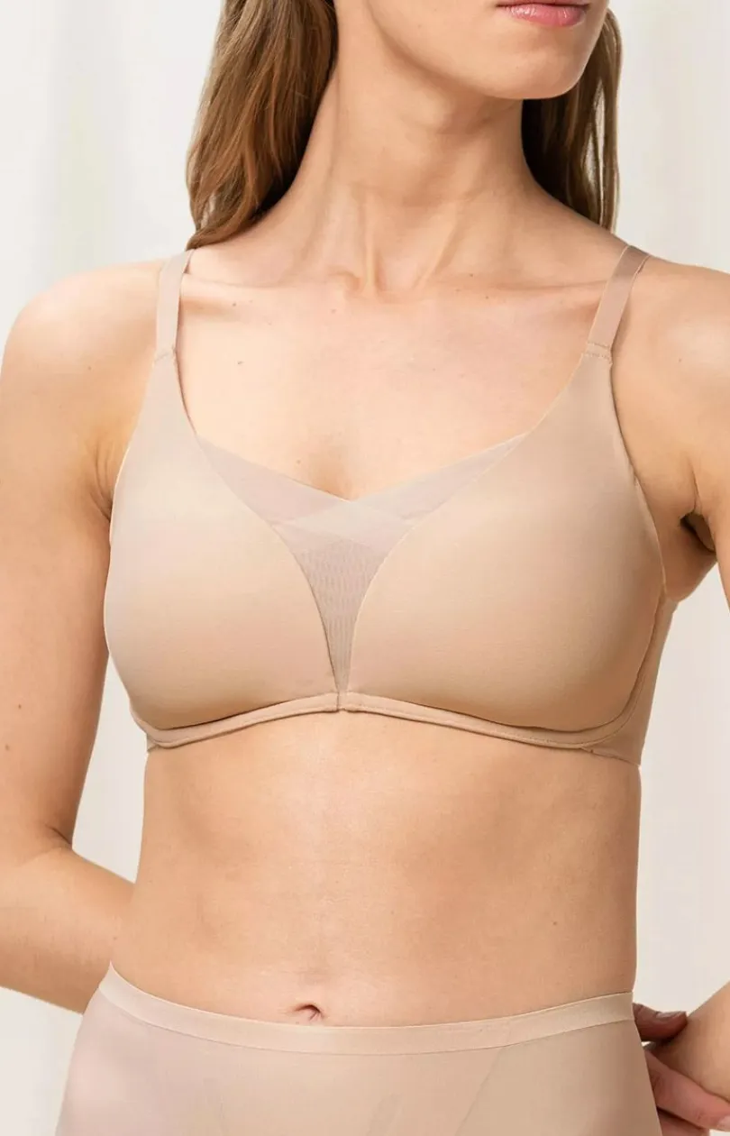 Triumph Biustonosze Usztywniane - biustonosz usztywniany Shape Smart P 00994-00EP