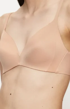 Triumph biustonosz usztywniany bez fiszbin Body Make-up Soft Touch 10193526-00EP