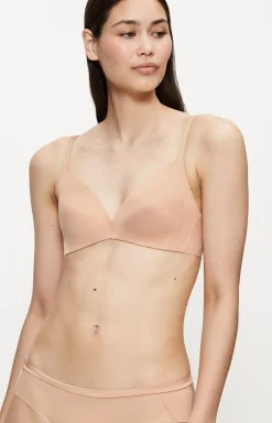 Triumph biustonosz usztywniany bez fiszbin Body Make-up Soft Touch 10193526-00EP