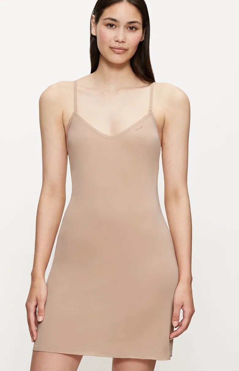 Triumph sukienka na ramiączkach Body Make-Up Dress 10216518-6106